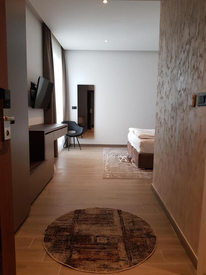 My Hotel Prizren Esterno foto